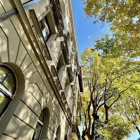 Magnolia Sunshine Apartment