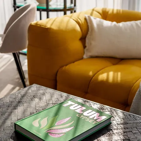 Magnolia Sunshine شقة بودابست