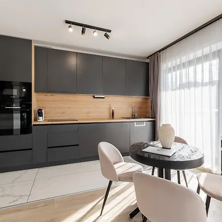 Magnolia Sunshine بودابست